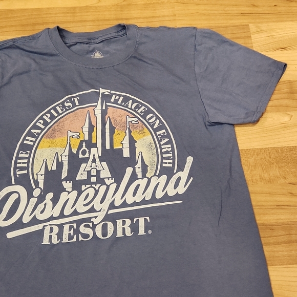 Disneyland tee shirt - Picture 3 of 6